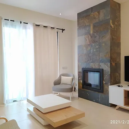 Cozy Villa With Pool And Barbecue Albufeira Exterior photo