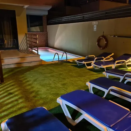 Cozy Villa With Pool And Barbecue Albufeira Exterior photo
