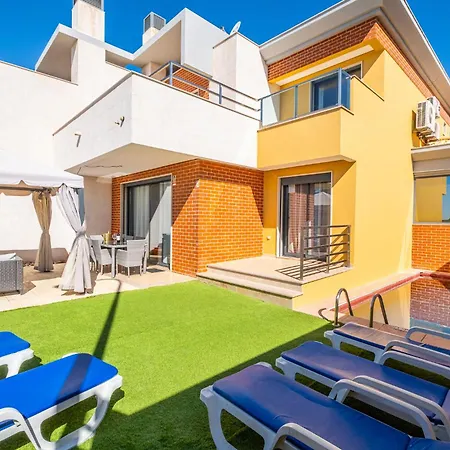 Cozy Villa With Pool And Barbecue Albufeira Exterior photo